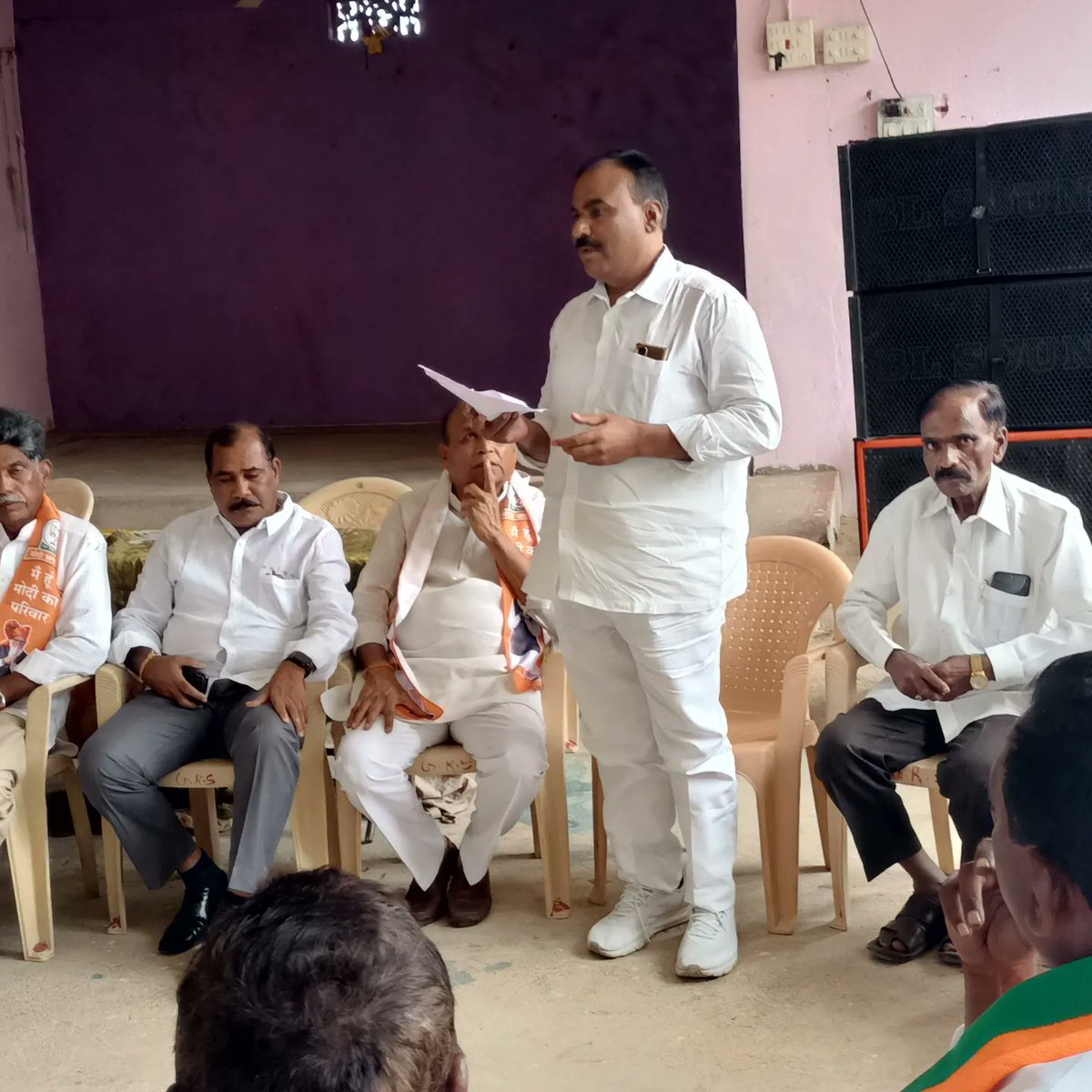 BanalaBjp's tweet photo. జహీరాబాద్ లోకసభ ఎన్నికల ఫలితాలపై ఎల్లారెడ్డి అసెంబ్లీ  రివ్యూ సమావేశం  తాడ్వాయి మండలంలోని ఎండ్రియాల్ లోని రెడ్డి సంఘం ఫంక్షన్ హాల్ లో నిర్వహించడం జరిగింది. https://t.co/WSX1x8aEox