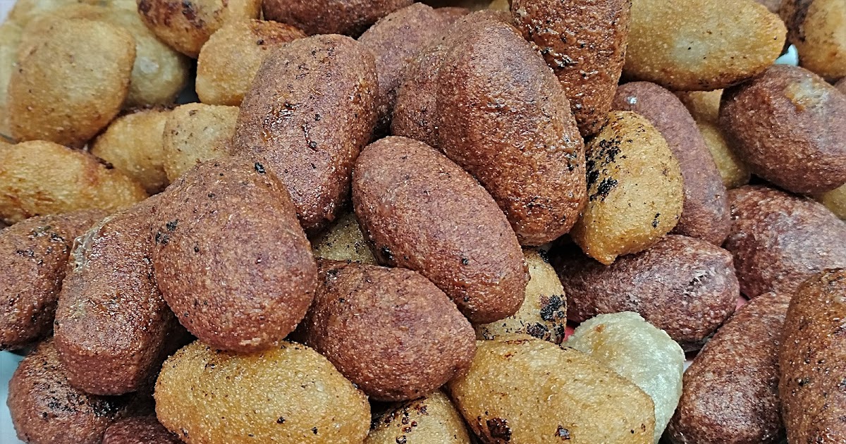 Buah Golek; Kue pulut goreng nan molek dari Kenegerian Koto Tuo Baserah Kuantan Singingi - Riau dlvr.it/T9Gc83