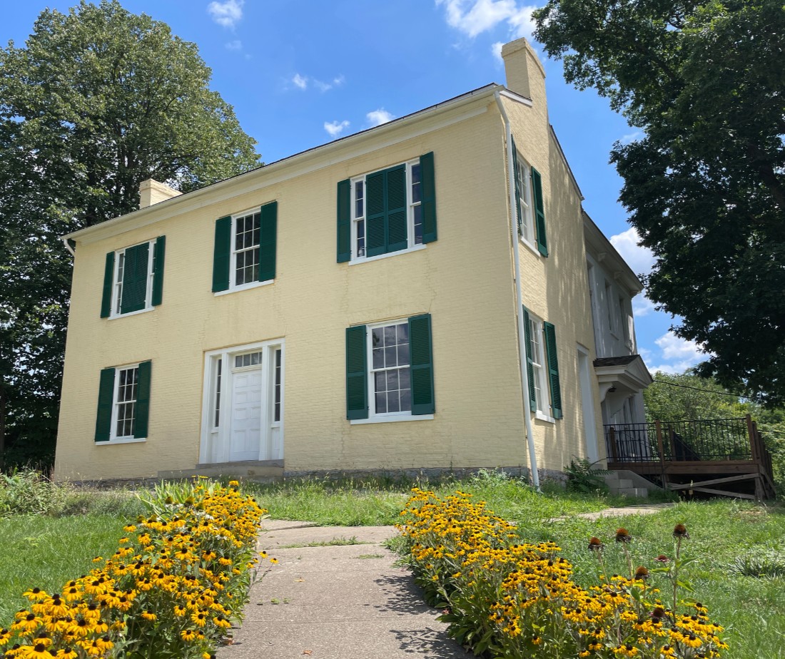 Cincy Library (@cincylibrary) on Twitter photo Discovery Passes are back for the <a href="/StoweHouseCincy/">Harriet Beecher Stowe House</a>! Two adults and two kids can experience a 2-era guided tour and rotating exhibit, on Thursdays and Saturdays at select times. Reserve passes today for free with your library card --> chpl.org/discovery-pass/ Discovery Passes are back for the <a href="/StoweHouseCincy/">Harriet Beecher Stowe House</a>! Two adults and two kids can experience a 2-era guided tour and rotating exhibit, on Thursdays and Saturdays at select times. Reserve passes today for free with your library card --> chpl.org/discovery-pass/