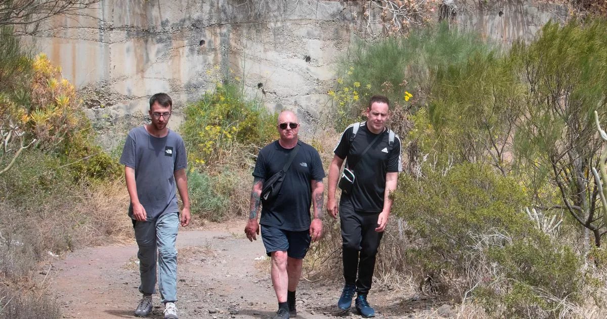 Manc_restaurant's tweet photo. Missing Jay Slater search volunteer gives worrying description of Tenerife area https://t.co/6WPhUS5gsO https://t.co/vpn7cp8XLs