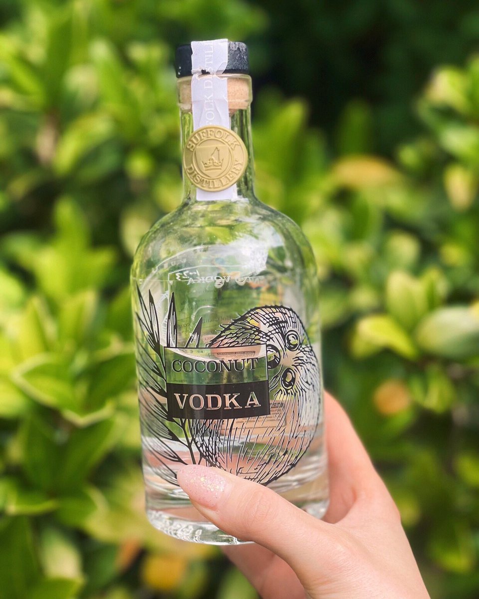 Coconut Vodka🥥 who’s tried it?👇

This perfectly refreshing oh-so-smooth spirit is a go-to this summer. It can be mixed in a cocktail or enjoyed on the rocks✨ 

Shop now at suffolkdistillery.co.uk 

#coconut #coconutvodka #coconutcocktail #suffolk