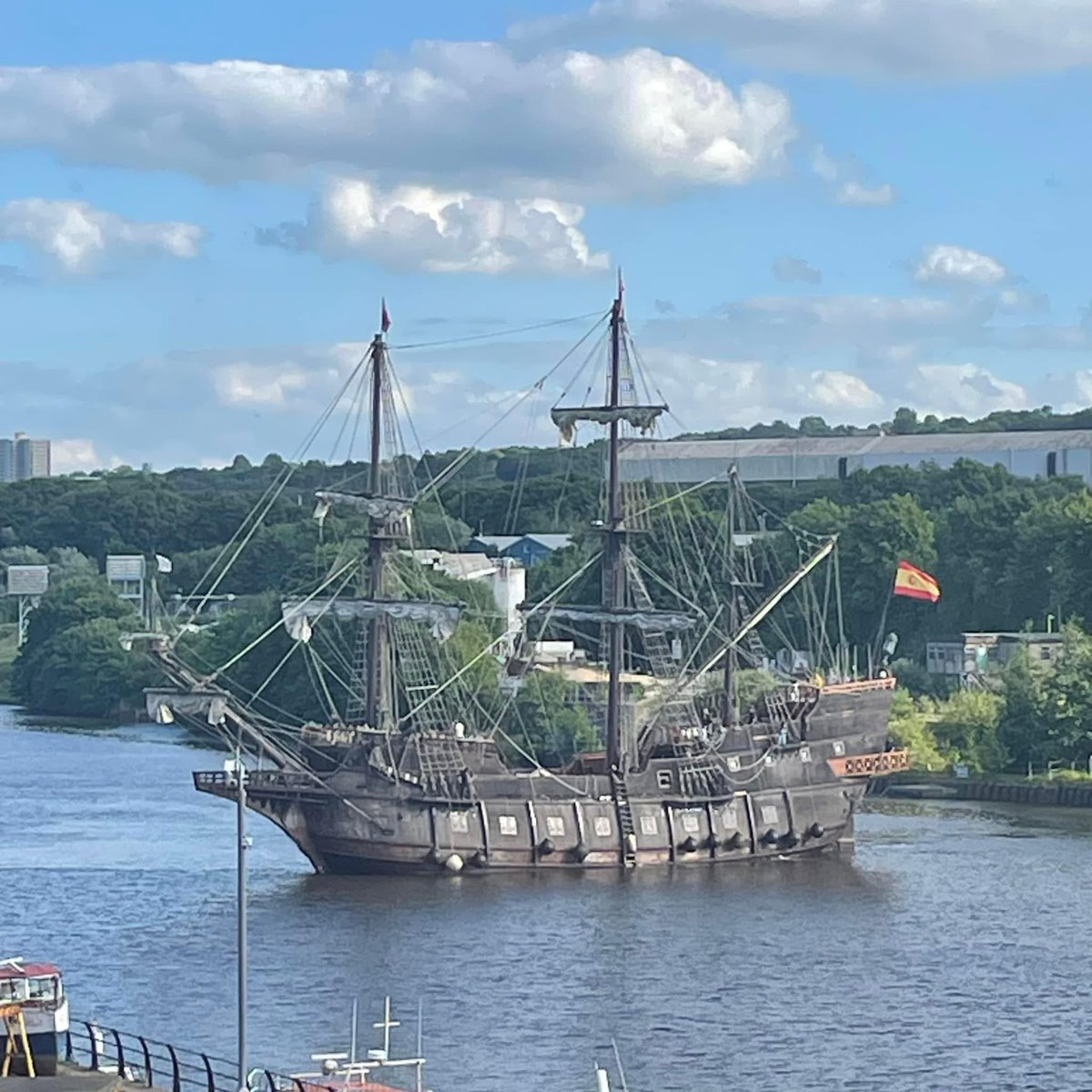 Free Trade Inn tweet media