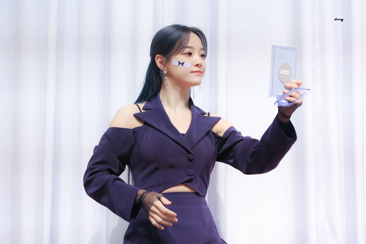 230915 팬사인회     

#김세정 #KIMSEJEONG