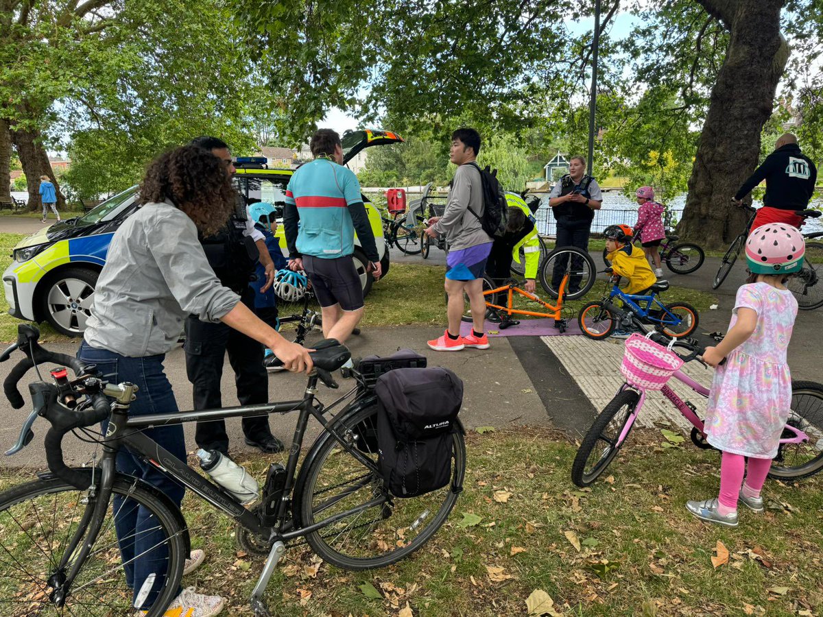 Another successful bike marking event at ‘Kingston Family-Friendly Summer Bike Ride’ in Canbury Gardens. Great to see so many families and locals attending. 

Happy Sunday folks.
