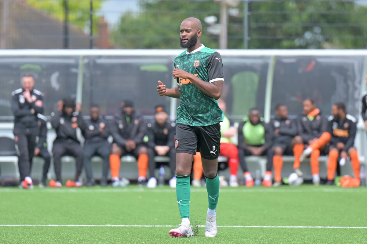 sedonsfc's tweet photo. Zak Ansah on a Saturday ‼️ it’s emotional @ZakAnsah https://t.co/NL7QwSiT83