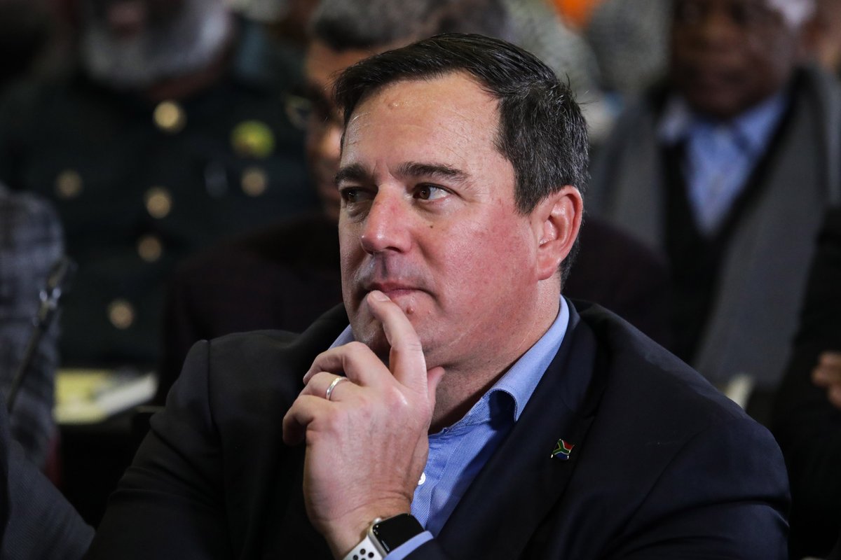 matumba_anthony's tweet photo. Media gave us matric results of CIC Julius Malema even thou we didn't ask for them. With exactly the same spirit, can they please give us John Steenhuisen matric results. Why is media not investigating the matter of his matric?

NB: Job seekers go to https://t.co/zfnmwmjRvU https://t.co/vCcjllipD6