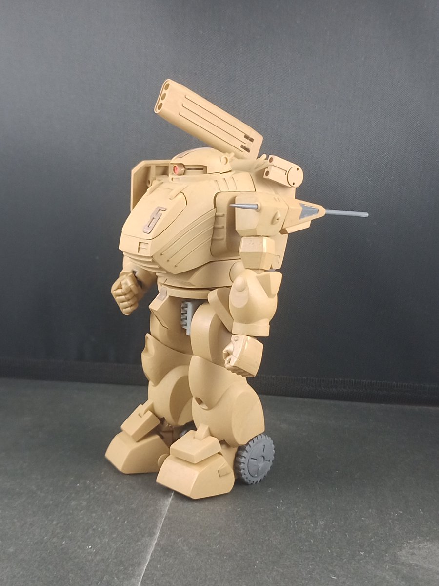 SylphKiku's tweet image. WF夏出展します!!!
ブース番号3-20-06です
ぜひぜひおこしください!!!!
新作 1/144 バララント軍宇宙揚陸艇 ザーハット(同スケールAT8体付)6000円
再販 1/35ファッティ-地上用 8000円
1/35ブロッカー 6000円
続