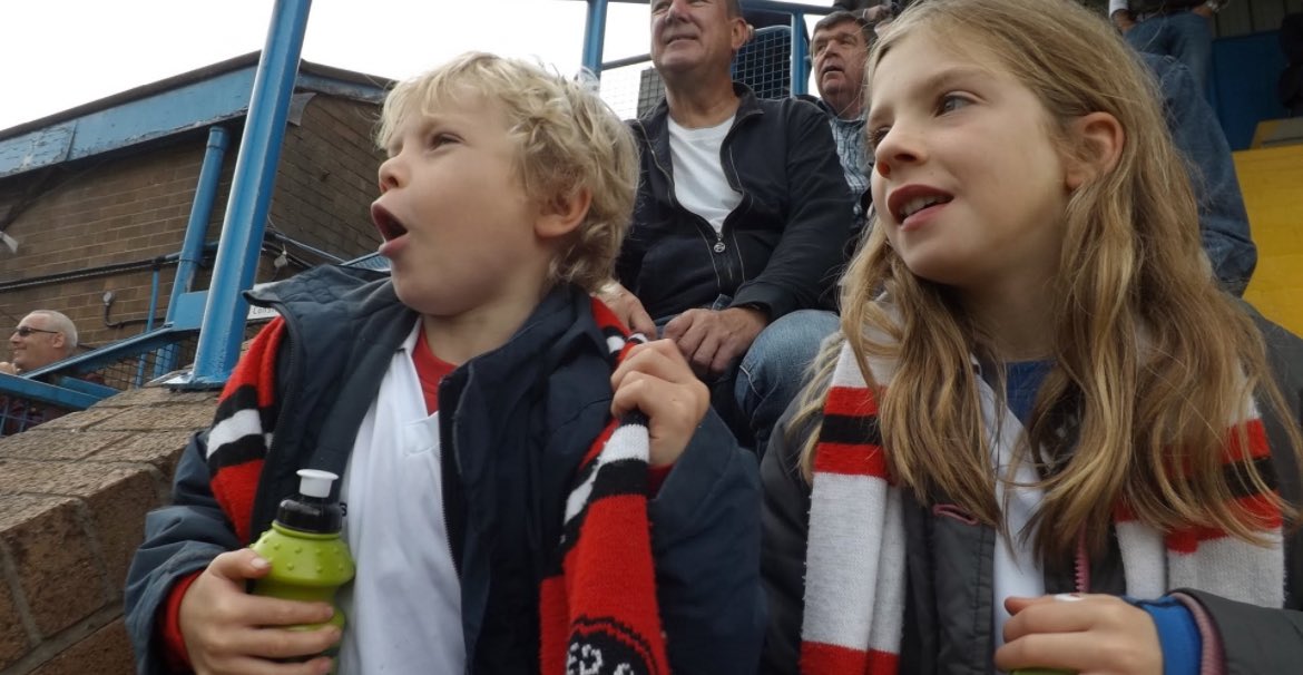 egc005's tweet image. Sibling things. Less than a year apart. Fans ➡️ Players #fcum