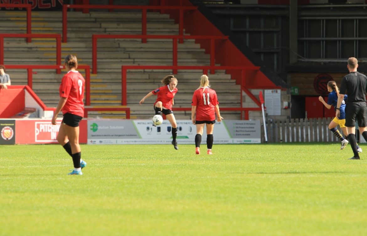 egc005's tweet image. Sibling things. Less than a year apart. Fans ➡️ Players #fcum