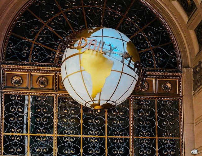 isolatedjustice's tweet image. “𝘉𝘦𝘤𝘢𝘶𝘴𝘦 𝘵𝘰 𝘶𝘯𝘥𝘦𝘳𝘴𝘵𝘢𝘯𝘥 𝘵𝘩𝘢𝘵 𝘮𝘢𝘯 𝘪𝘯 𝘵𝘩𝘦 𝘤𝘢𝘱𝘦 𝘸𝘩𝘰 𝘤𝘰𝘶𝘭𝘥 𝘧𝘭𝘺 — 𝘢𝘭𝘭 𝘐 𝘯𝘦𝘦𝘥𝘦𝘥 𝘵𝘰 𝘬𝘯𝘰𝘸 𝘸𝘢𝘴 𝘊𝘭𝘢𝘳𝘬.”