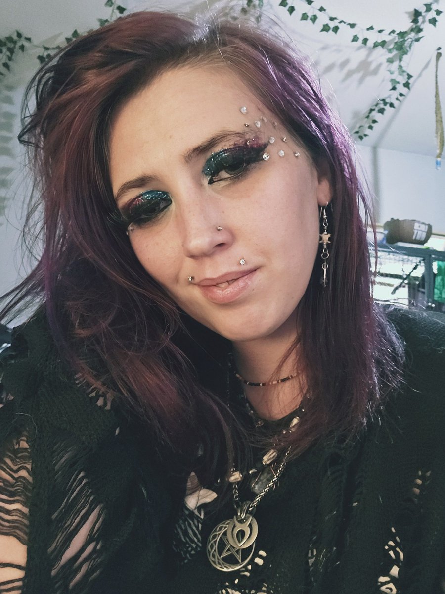 Tequila_rose66's tweet photo. 🌹😈✨️❤️😻🌶 
Feeling the magic today baby 
10$ pictures 50$ for videos just changing it up a little bit 100 for special request #spicydisaster ##adultcontentseller #gothic #fy #fyp#tattooedgirl #spicycontent https://t.co/lqsGf8FEqU