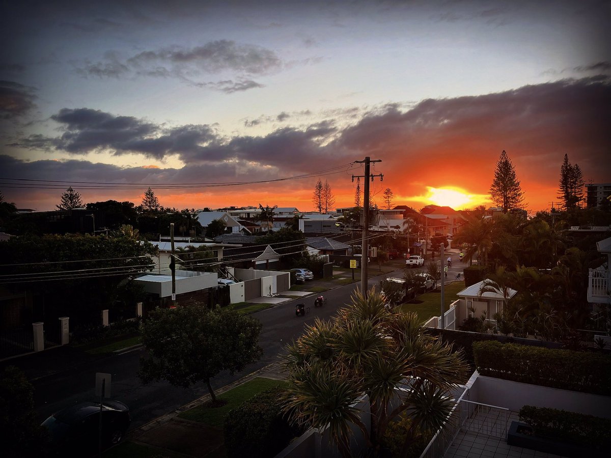 MichaelJPeade's tweet photo. The Gold Coast Wheelchair Marathon this morning at sunrise. These guys and girls can motor.
#GCM24 #MermaidBeach #GoldCoast #Wheelchair #Marathon https://t.co/5P7i7Wqo8E