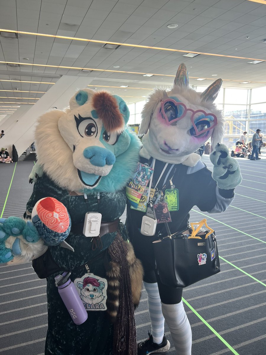ThreeZ3ro2's tweet photo. Her!!
I’m so happy to see Clara again after a while!

She made my ref sheet and a bunch of other art pieces of me that I still hold dear to my heart 💜

#Anthrocon2024 https://t.co/SdWaF7m3Qr