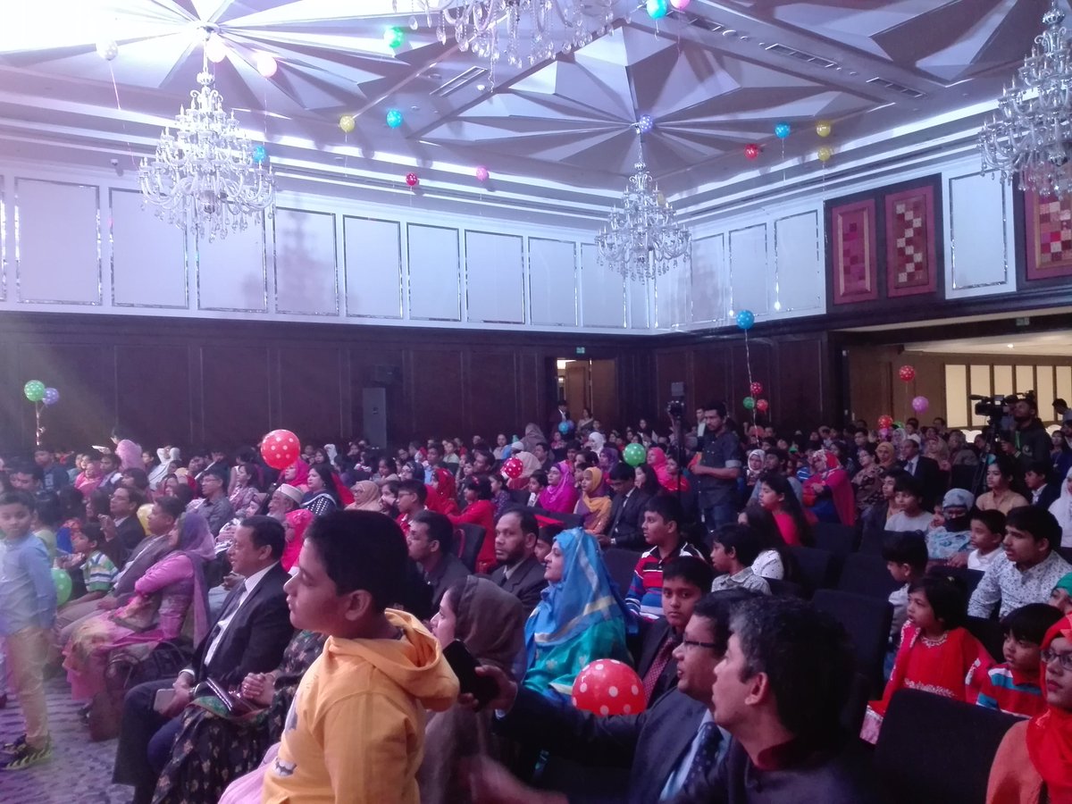 magiceventbd's tweet photo. 🌹Magician Omar Sarif, one of the best Magicians in Bangladesh🇧🇩.
https://t.co/T43TrdTOGK
💐To know more search Google Images:- Top Magician in Bangladesh/ Good Magician in Dhaka/ Magician in Dhaka Bangladesh.
#Magic_artist #Best_Magician #Magic_show #birthday #party #Dhaka #BD https://t.co/t1fFJrLu5l