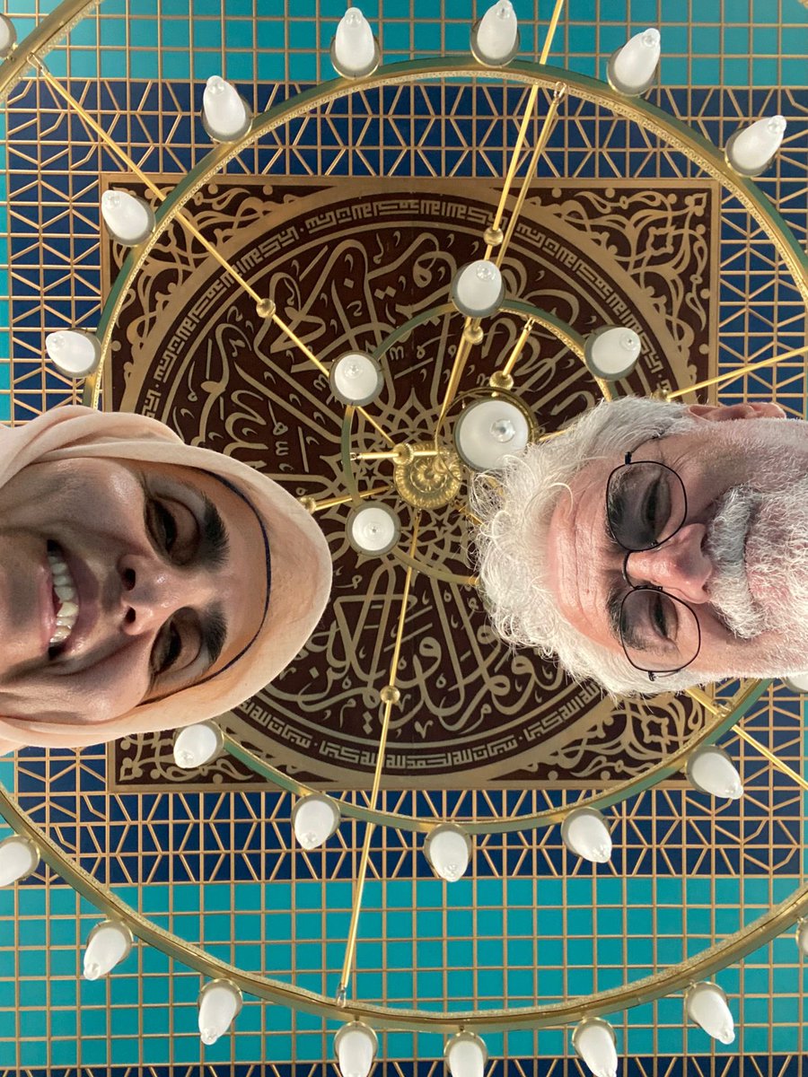 lubistan's tweet photo. Eşin var, evin var, çocukları okutup iş güç sahibi yapmışsın, arabaya atlayıp çekirdek çitleye çitleye ülke gezisine çıkmışsın. DREAM https://t.co/Afu5t21pVO