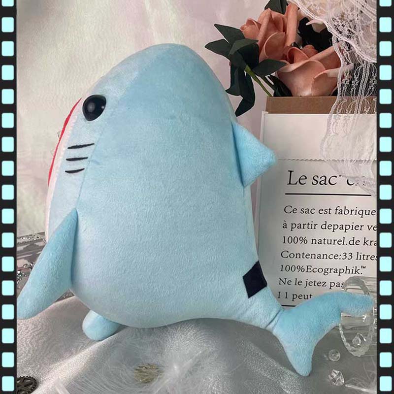 RegisBoxShop's tweet photo. Thicc Sharkboo plushie🦈 A shark tail you can touch :D
Available at https://t.co/ckSBKpyDON

#zenlesszonezero #zzzero #ZZZenless #NewEridu #bangboo #sharkboo https://t.co/LBgAO4wuYK