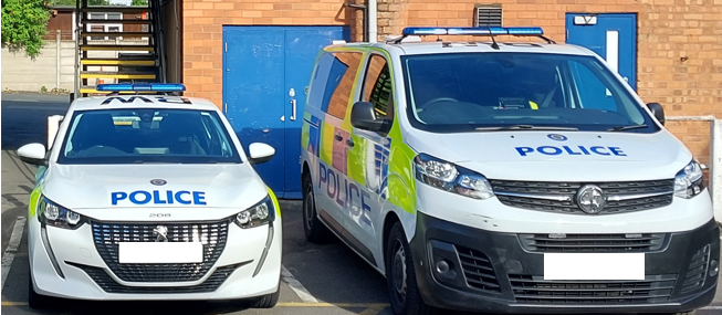 PriorityCR_WMP's tweet photo. Today PCT Officers utilised their Detective Skills & successfully managed to locate a subject, in @BournvilleWMP, who was Wanted for Breaching a Non-Molestation Order @WMPolice #Located #Arrested #Custody #DetectiveSkills #SpaceforOne #Custody https://t.co/O8YKUliwES