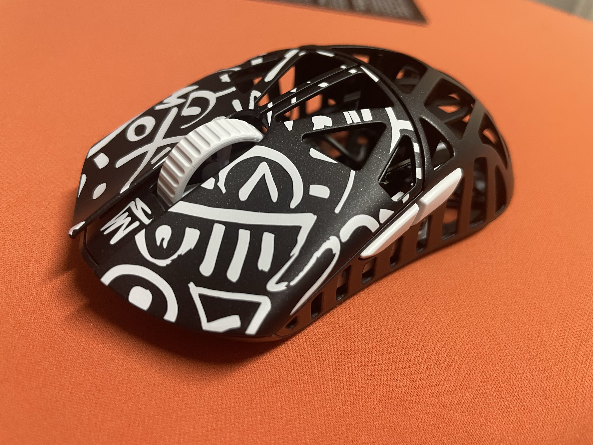 WLMOUSE Beast X 8k Nacho omronスイッチ WLMOUSE Beast X 8k Nacho omronスイッチ MK x WLMOUSE Beast X Max