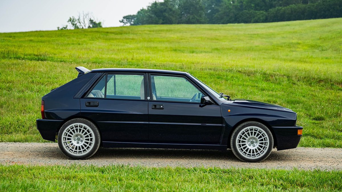 FlawlessSpec's tweet photo. Lancia Delta Integrale Evoluzione II 16V “Blu Lord” https://t.co/AikPyA14MO