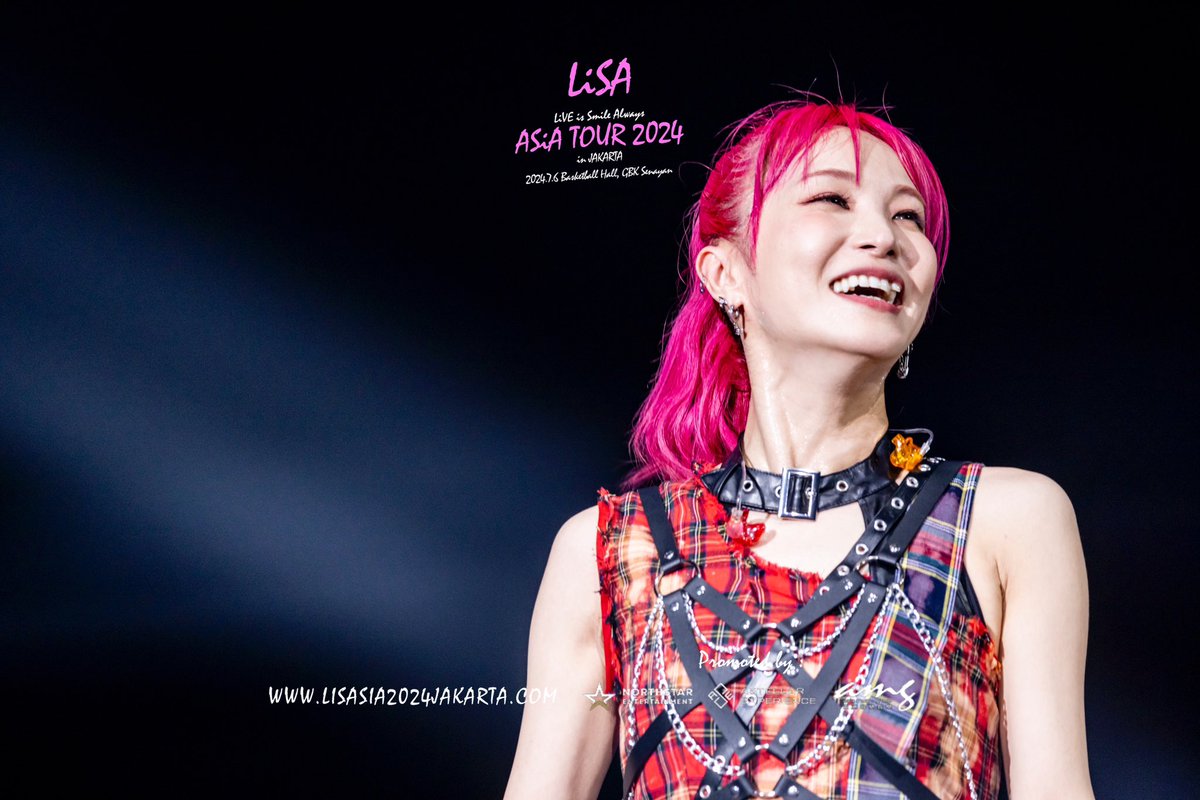 NorthstarEnt_ID's tweet photo. Thank you @LiSA_OLiVE for the incredible night! Can’t wait for your next acts✨🫶🏻
Photo by Viola Kam (V’z Twinkle)
#LiSA #LiSASiA2024 #LiSAASiATOUR2024 #NorthstarEntJKT #AstellarExperience #AsiaMusicGroup https://t.co/nO6fINlaj8