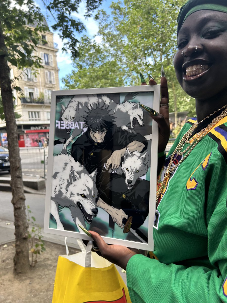 soukictt's tweet photo. The fact that I slept at 6 am cuz I was supposed to finish this glass painting and I had to do my gems too 👀✋🏿 (@soukygemz if u want) it was so crazy !hope Tabber like my gift and thanks to @seoul_therapyFR AS ALWAYS 🤭❣️ https://t.co/mFGFero7ge