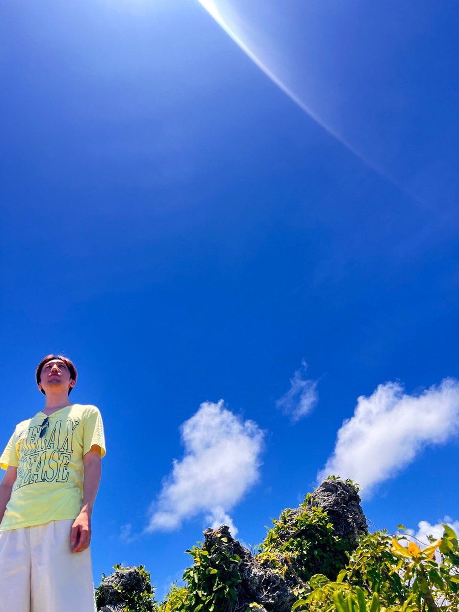 aokkyi's tweet photo. 海も空も気持ち良過ぎました🏝️
ただ陽射しはヤケドレベルにきつい🔥
堪能しまくったのでますます仕事に励みます！

#渡嘉敷村 https://t.co/dq1Ty20Dz7