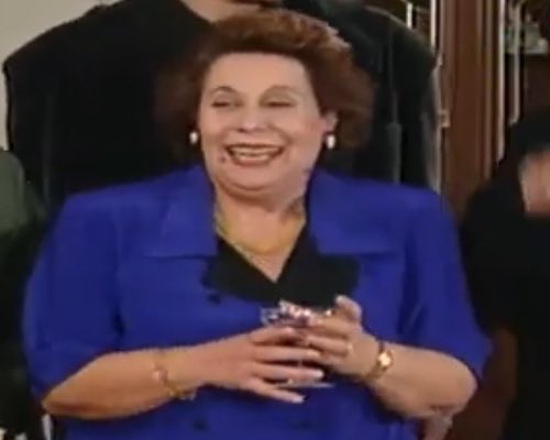 thanasima_agna's tweet photo. Σήμερα 07.07 δλδ της Αγίας Κυριακής γιορτάζει και η Σουλα. Η φίλη της Παρθένας Οσταμπασιδου.
Κερεκη την έλεγαν δηλαδή Κυριακή. Αλλα ήθελε να το κάνει Σουλα απ τη γαλλική μετάφραση Κυριακής:Dimanche - DimanΣουλα - Σουλα! Χαχαχαχαχχα! #emeiskiEmeis #megaClassics @MegaTvOfficial https://t.co/YK597DDS16