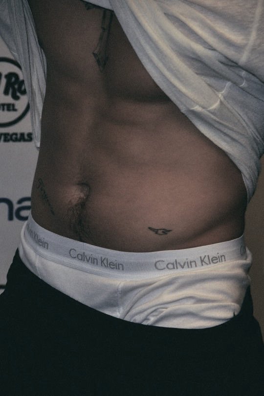 onlydojb's tweet image. —— hey, you! stop staring. 🫵🏻