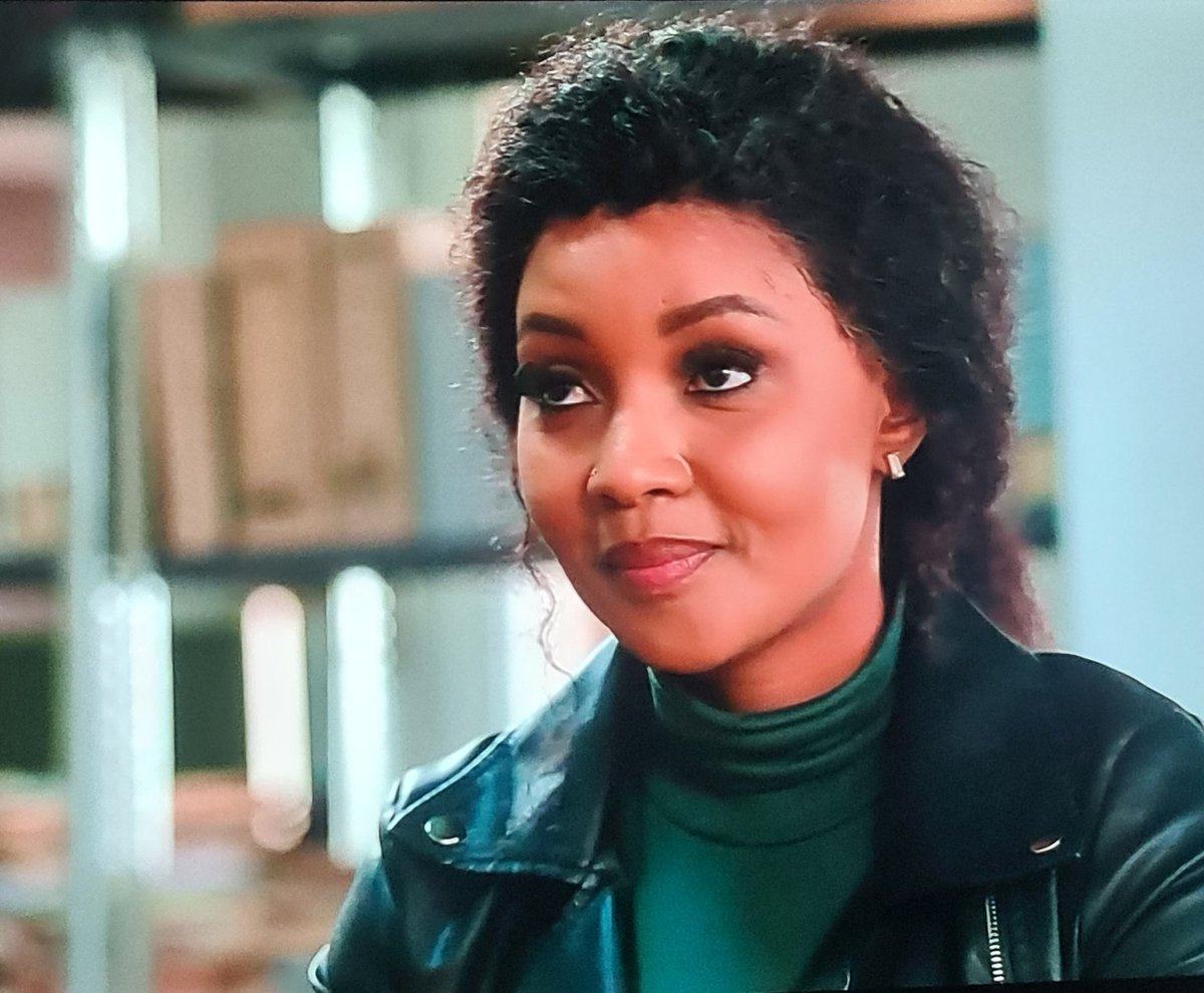 truly_vikki's tweet image. 🕯🕯🕯🕯🕯 for them to be together, they&apos;re so perfect 😍🥰❤️...
#Code13Mzansi