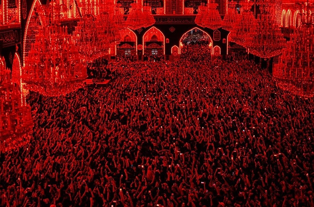 "كَانَ هُنَا وَحِيدًا".