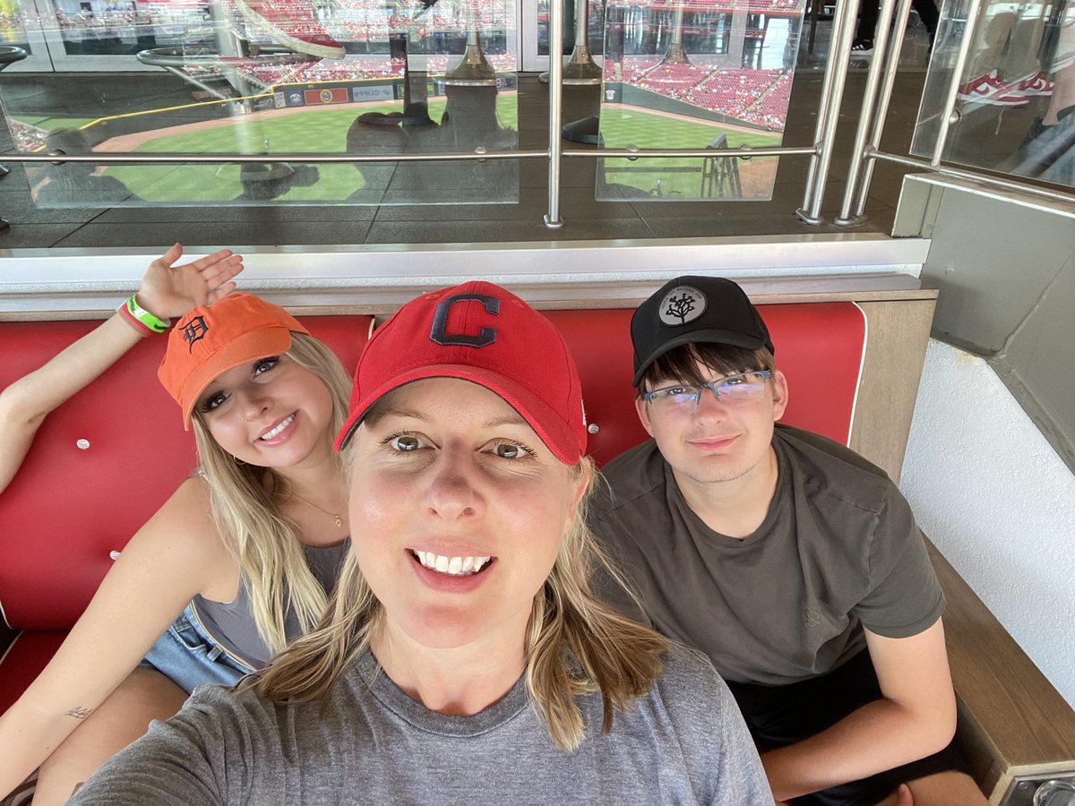 Teresa Ringenbach tweet media