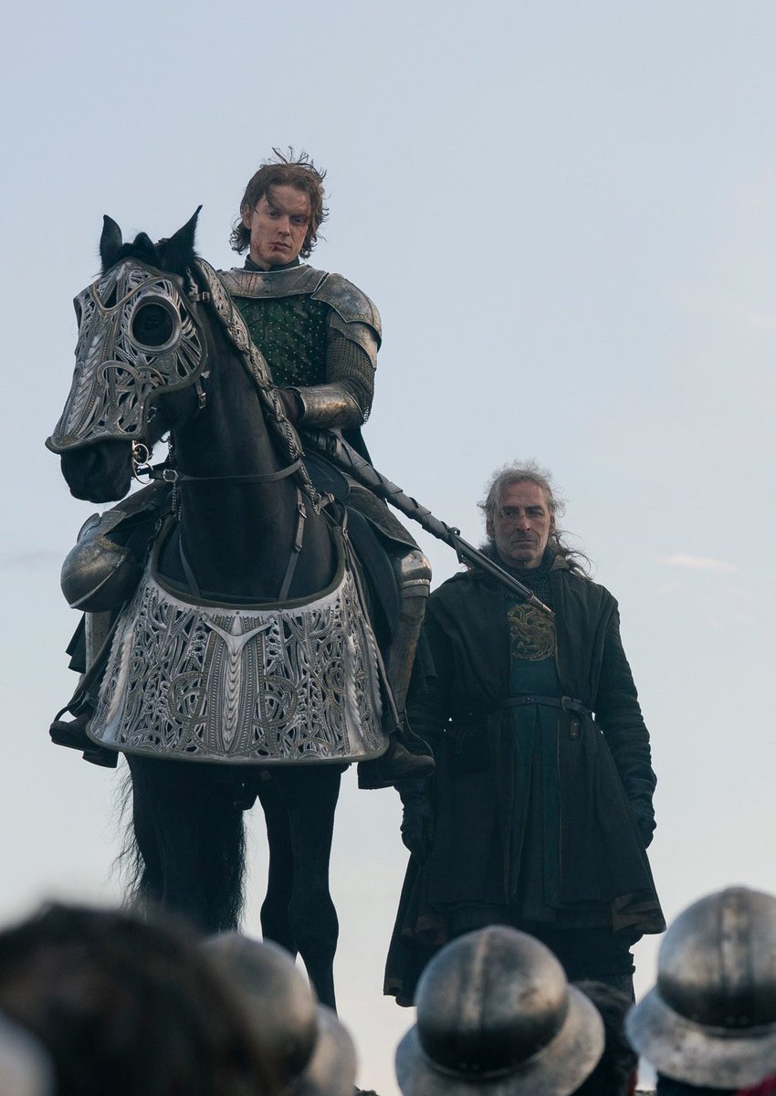 strapmanager's tweet photo. the horse’s armor ate so baddd another fashion win for the fagtower house https://t.co/C340kvpJaj