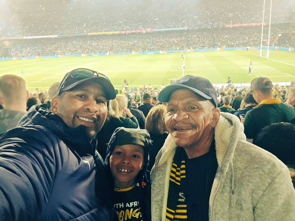 Coach Ash tweet media