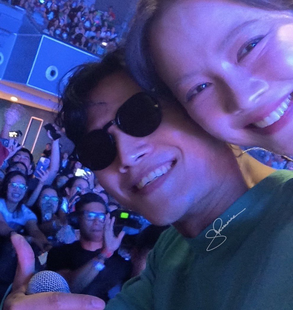 sjhxkjk's tweet photo. this spartace selfie 🫶🏻 https://t.co/pCbP08BSNp