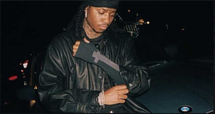 🖕🏽 a drive-by , we gon walk em down, bitch,  it’s rush time