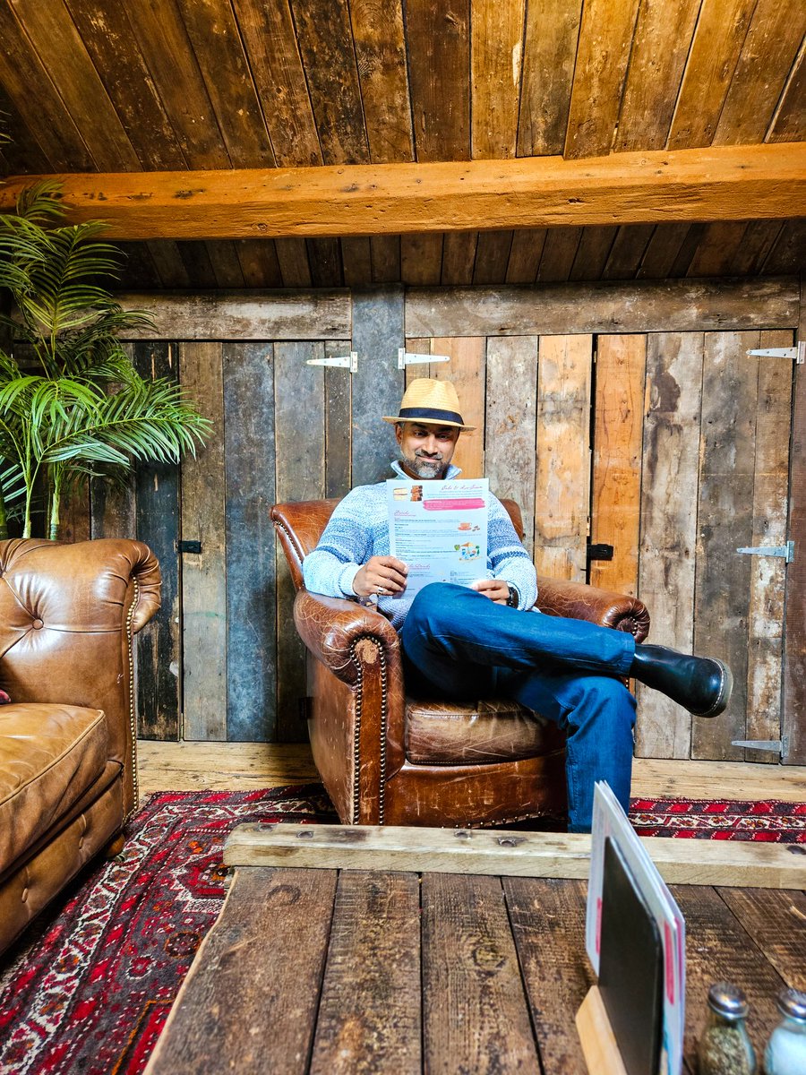 Food review coming up. In a cafe/ restaurant in Knutsford.

<a href="/KnutsfordNews/">Knutsford Guardian</a>