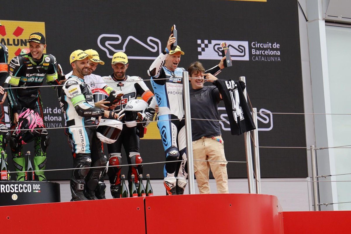 Carlos Checa Carrera tweet media