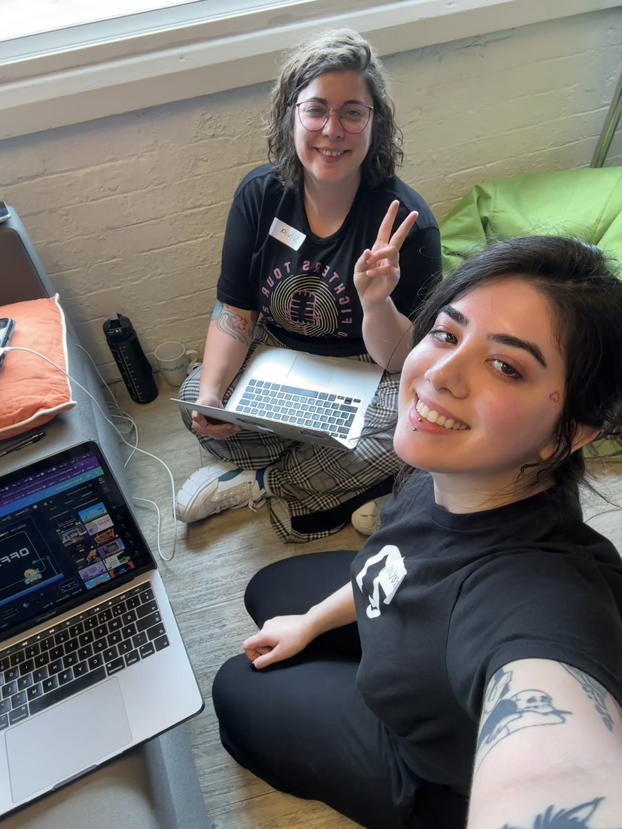 carolineveeloso's tweet image. WE WON THE HACKATHON CHALLENGE 🏆
This is my first ever win 🥹🥹🥹
Thanks for everything @HackathonParty