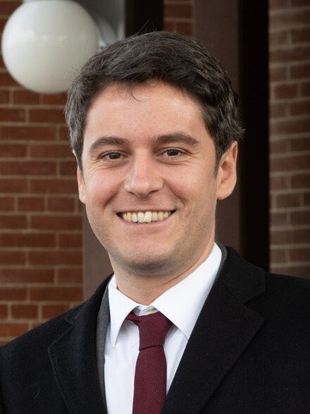 A mon humble avis, dans cette campagne, celui qui sort largement du lot est <a href="/GabrielAttal/">Gabriel Attal</a> 

Il s’est démené sans relâche, il était présent sur tous les fronts : médias , terrain, soutien aux candidats … il doit être lessivé.

Un immense merci à lui 🙏