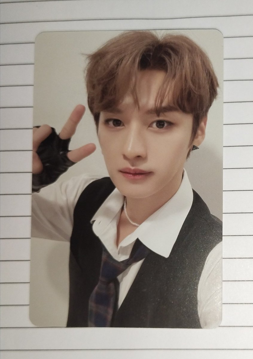 brokenamulti's tweet photo. #ReySells | WTS LFB PH
STRAY KIDS | CEVEL | LEE KNOW | HAN | HYUNJIN

Christmas evel pob pc
Price: 10 ea + pf + sf

Check 📌 for FAQs https://t.co/fvIhuIzg7G