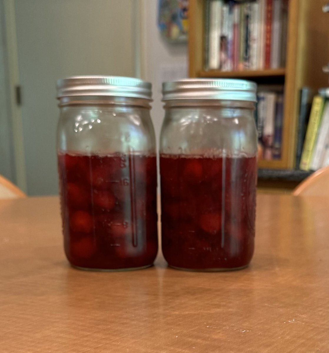 B2CraftProjects's tweet photo. two jars of strawberry syrup… https://t.co/yI108ezRuH