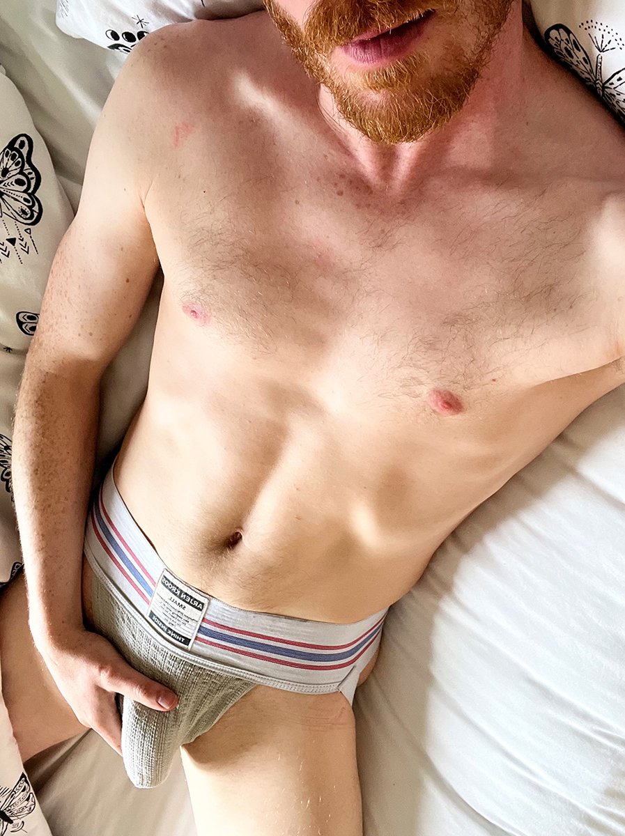 Spacecuntboy's tweet photo. Swapped jockstraps with a guy I met in a darkroom, he asked me to fill it with loads! Currently 4 #cumrag #popperjock https://t.co/3U4ymrPgdt