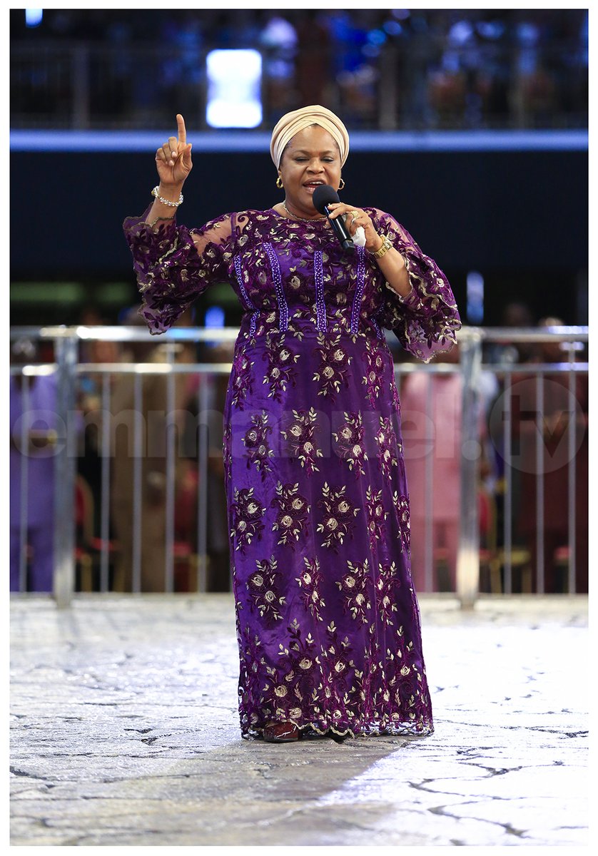 Pastor Evelyn Joshua further prays: “May the favour of God speak for you today! May the favour of God silence every opposition in your life today, in the name of Jesus! By the mercy of God, be lifted up, in the name of Jesus! Excel in your business career, marriage, in the name