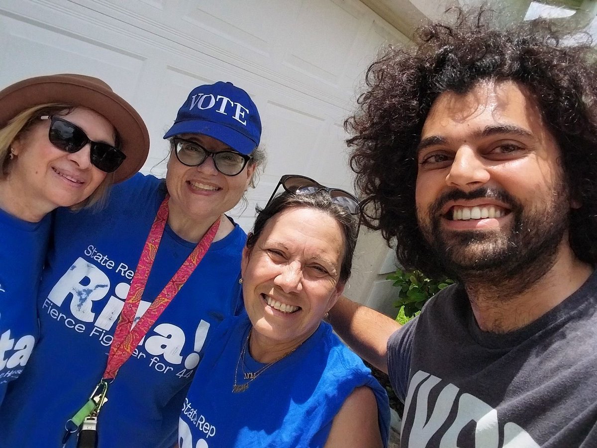RitaForFlorida's tweet photo. Yesterday we had a great time knocking doors and talking to constituents! It’s such a pleasure to serve this amazing community!
#RitaForFlorida
#RepRita
#REELECTRita https://t.co/beuSLkD9hV