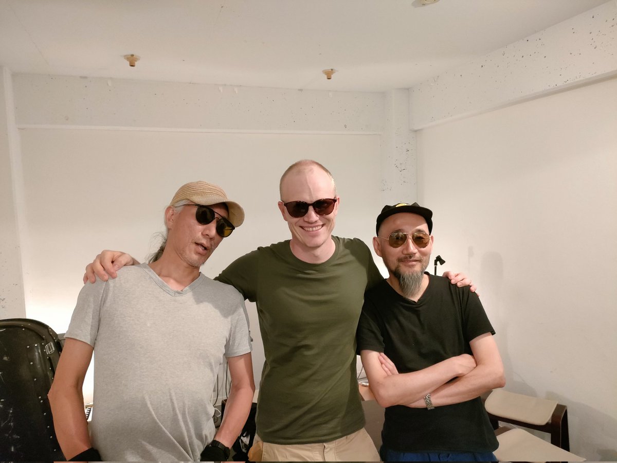 OTOOTO (@ox_ot) on Twitter photo 7月7日 ㈰ 夜
【来日】Martin Taxt 🇳🇴
■Martin Taxt(tuba)<a href="/Mtaxt/">Martin Taxt</a>
■Toshimaru Nakamura: 中村としまる(No Input Mixing Board)<a href="/toshimarunakam/">toshimaru nakamura</a>
■Tetuzi Akiyama: 秋山徹次(guitar) 7月7日 ㈰ 夜
【来日】Martin Taxt 🇳🇴
■Martin Taxt(tuba)<a href="/Mtaxt/">Martin Taxt</a>
■Toshimaru Nakamura: 中村としまる(No Input Mixing Board)<a href="/toshimarunakam/">toshimaru nakamura</a>
■Tetuzi Akiyama: 秋山徹次(guitar)