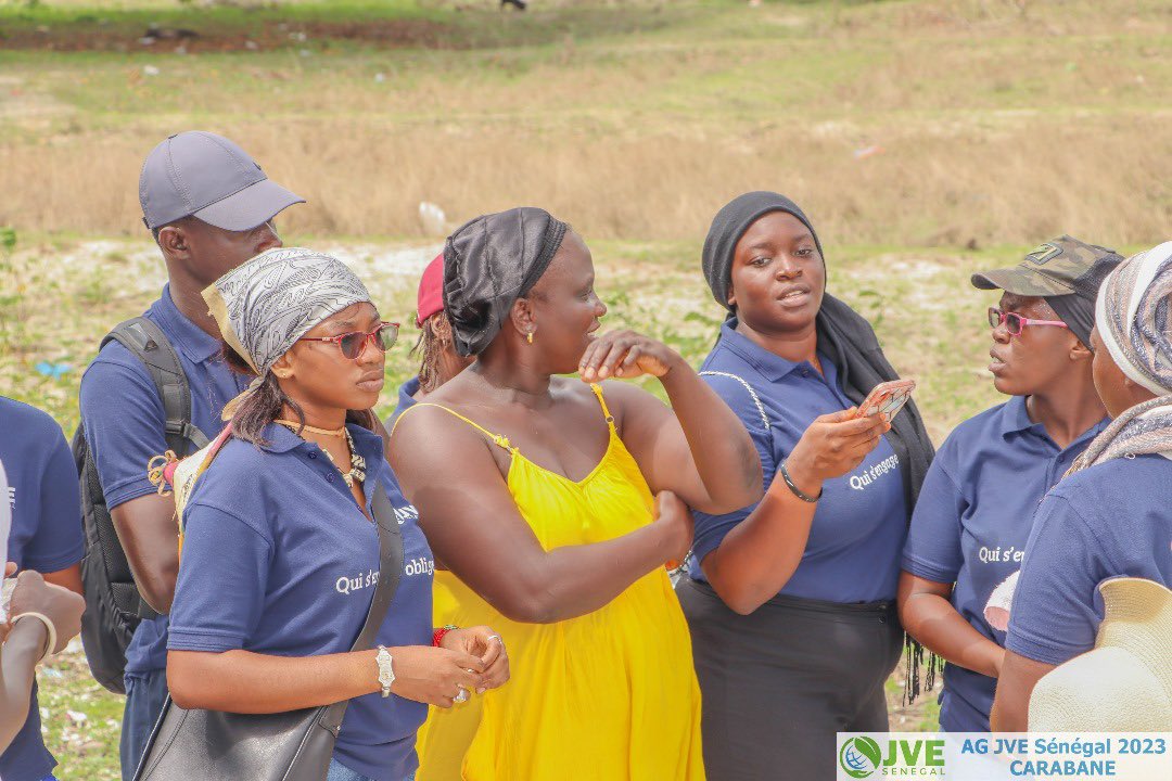 Marame2Sy's tweet photo. Nous sommes les #Jeunes #Volontaires pour l’ #Environnement …

Notre devise👉 Qui s’#engage, 
s’#oblige !

Assemblée Générale #JVE🇸🇳 2023 

Visite des #îles de la #basse #casamance, #zone d’#intervention de @Jve_Senegal 

@SUCO_org @AMC_corporatif https://t.co/0kp1gmwFXP