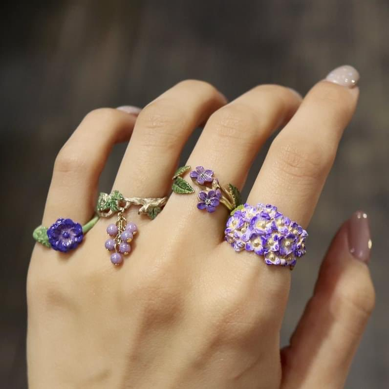 dearlybeloves's tweet image. floral rings