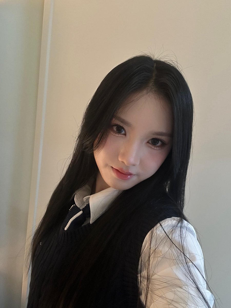 hyerinZx's tweet photo. today's fromm messages were really touching that i cried ㅠㅠㅠㅠ 
thank you for always working hard !! https://t.co/V1O7byQqLm