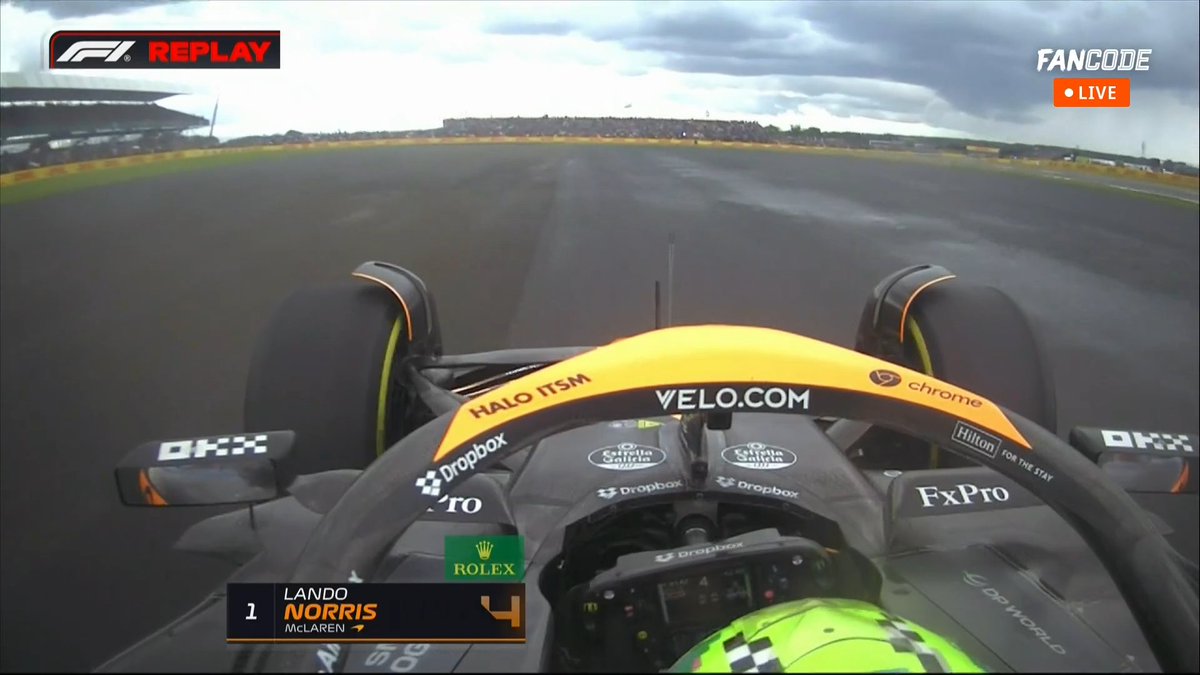 plutoformula1's tweet photo. #BritishGP🇬🇧: "they both rejoined, very unsafely! 🤓☝️"

#F1 #Formula1 #McLarenF1 https://t.co/elReQn4nT7