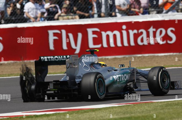 SportStation___'s tweet photo. "THE 2013 PIRELLI FIASCO" - In 2013, Pirelli's tires caused widespread issues in F1. The peak of the problem occurred at Silverstone, where multiple cars, including those of Hamilton, Alonso, and Massa, suffered punctures within a few laps, sparking complaints from all teams. https://t.co/J5s6JuNHXk